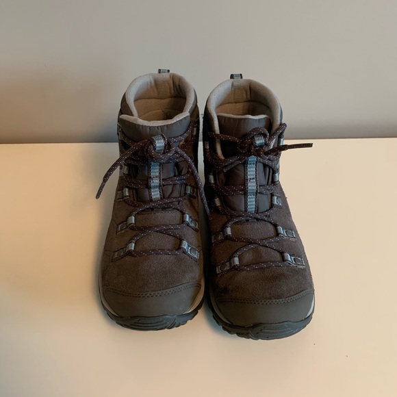 Columbia Winter Boots - Picture 2 of 7